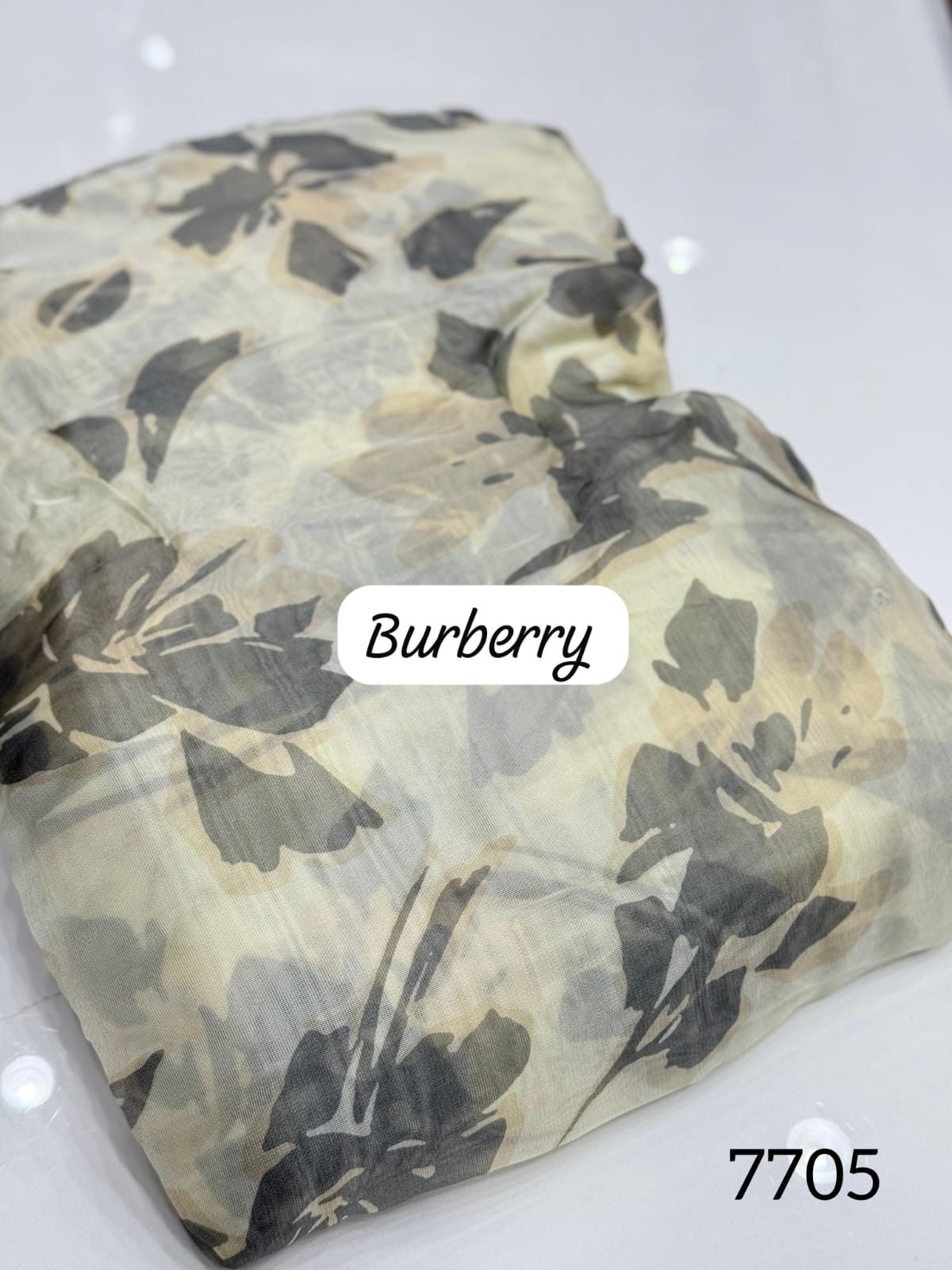 Burberry Allover