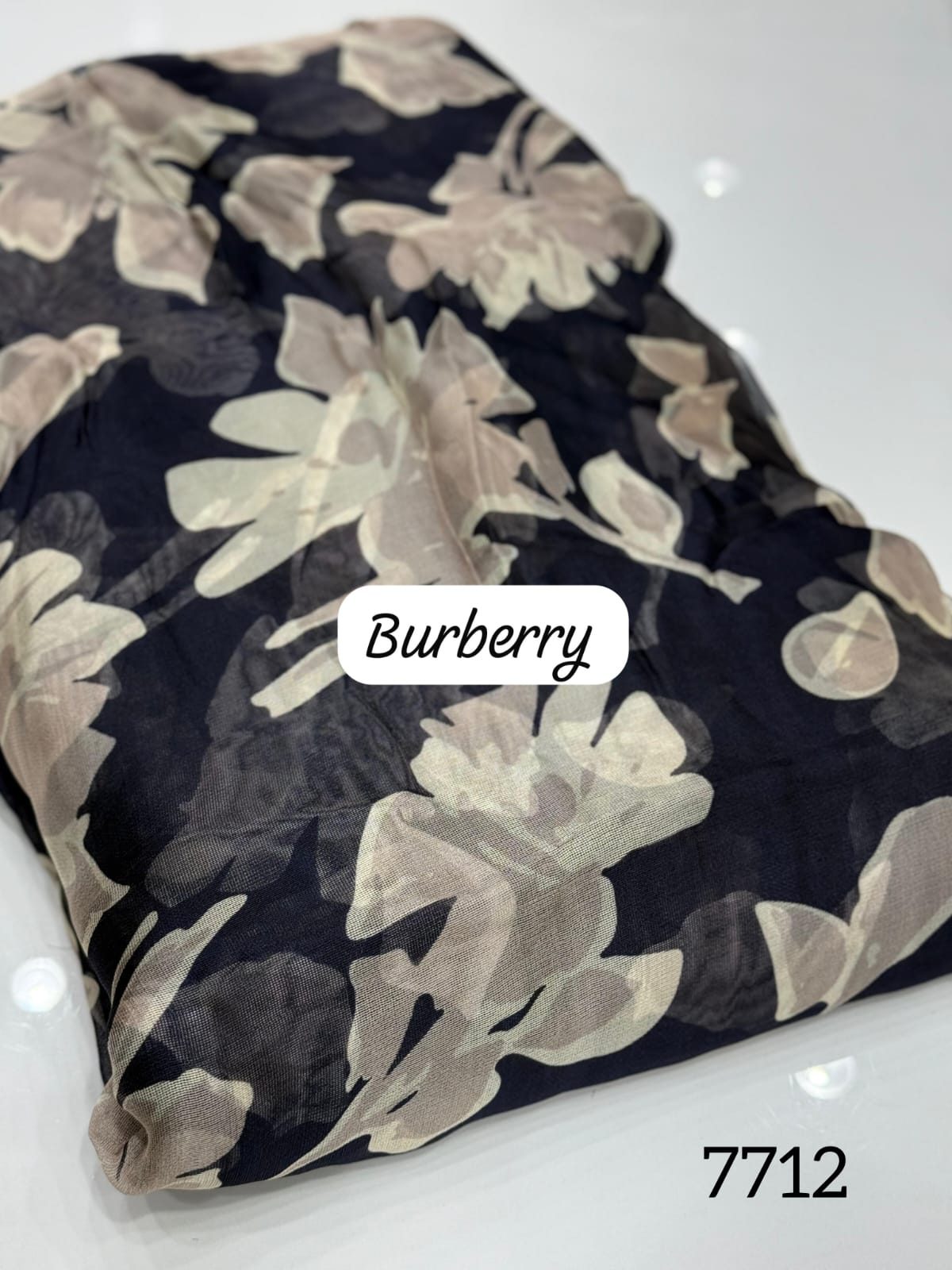 Burberry Allover