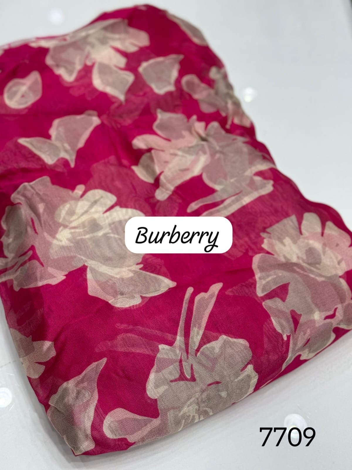 Burberry Allover